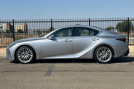 2023 Lexus IS
