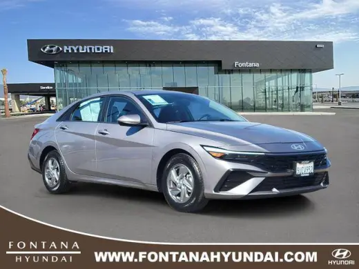 Hyundai ELANTRA 2025 SE 4p Sedana