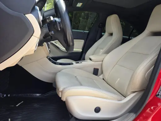 Mercedes-Benz CLA 2017 AWD CLA 250 4MATIC 4dr Sedán