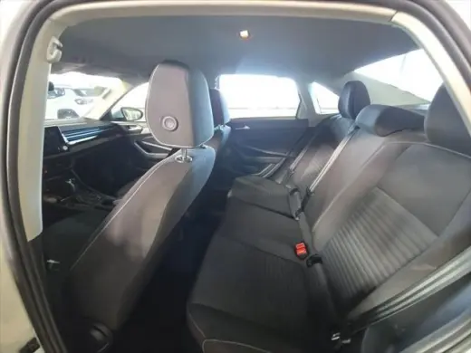 Volkswagen Jetta 2025 S 4p Sedán