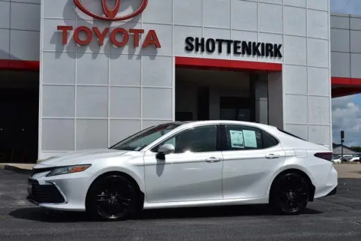 Toyota Camry 2023 AWD XLE 4dr Sedán