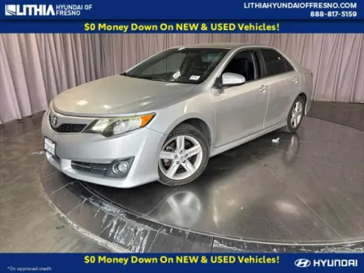 Toyota Camry 2014 SE 4dr Sedan
