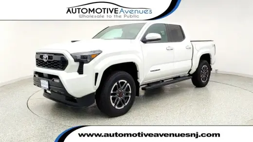 Toyota Tacoma 2024 4x4 SR5 cabina doble 4 puertas Double Cab 5.0 ft SB