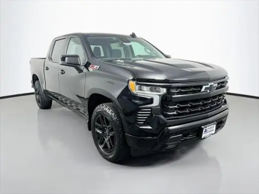 Chevrolet Silverado 1500 2023 4x4 RST cabina tripulante 4 puertas 5.8 ft SB