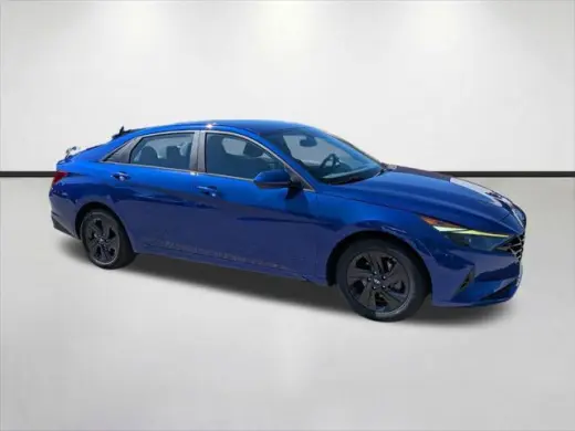 Hyundai ELANTRA 2023 SEL sedán de 4 puertas SULEV
