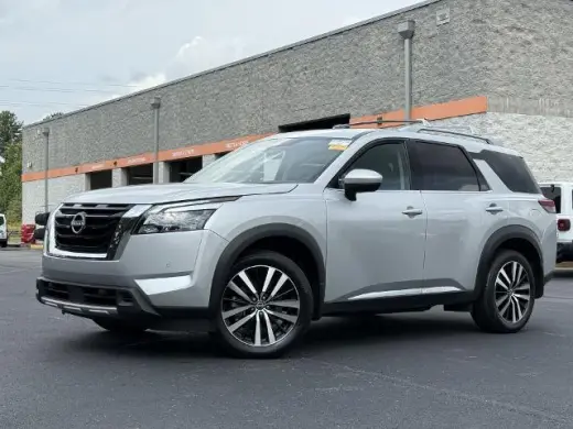 Nissan Pathfinder 2025 4WD Platinum SUV de 4 puertas