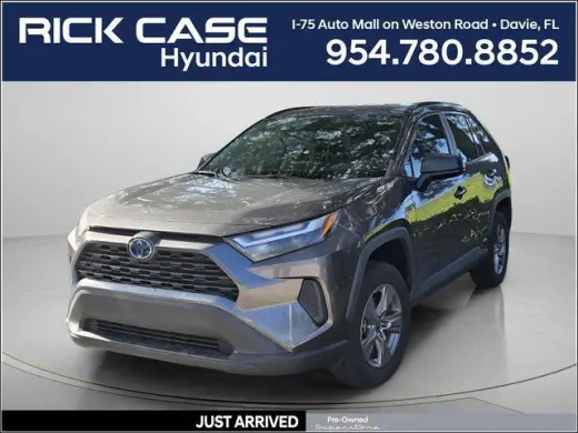 Toyota RAV4 Hybrid 2024 AWD LE 4p SUV