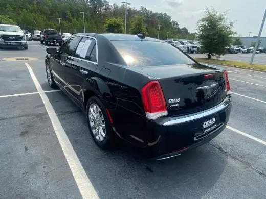 Chrysler 300 2018 AWD Limited 4dr Sedán