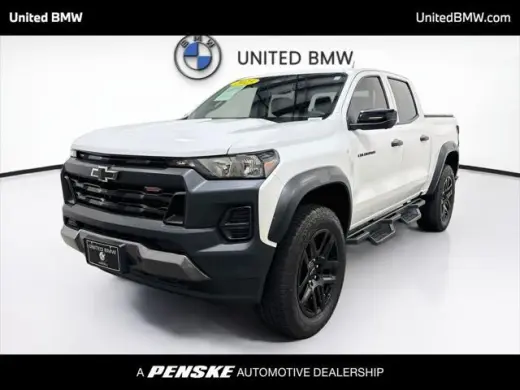 Chevrolet Colorado 2023 4x4 Trail Boss 4p Camión de cabina completa 5 pies ST