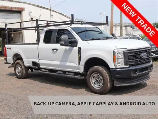 Ford F-250 Super Duty 2023 4x4 XL 4 puertas SuperCab batea de 6.8 pies