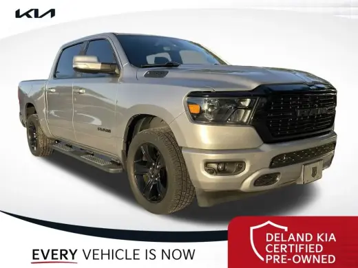 Ram 1500 2020 4x2 Big Horn 4p Puerta Cabina Tripulacion 5.6 ft. SB Camion