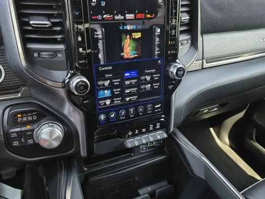 Ram 1500 2020 4x4 Limited 4dr Crew Cab 5.6 ft. SB Camioneta