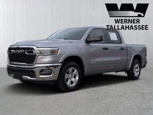 Ram 1500 2025 4x4 Big Horn cabina crew 4 puertas pickup 5.6 pies