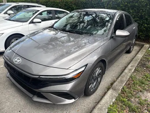 Hundai Elantra 2024 SEL 4dr Sedan