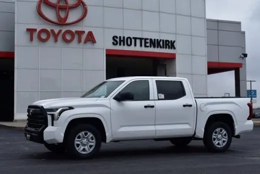 Toyota Tundra 2026 4x4 SR 4dr CrewMax Cab Pickup SB