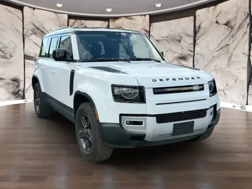 Land Rover Defender 2022 con tracción en las fouraz 110 estándar 4 puertas SUV