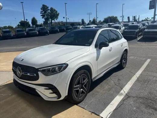 Mercedes-Benz GLC 2024 con tracción en las cuatro ruedas GLC 300 4MATIC de cuatro puertas SUV