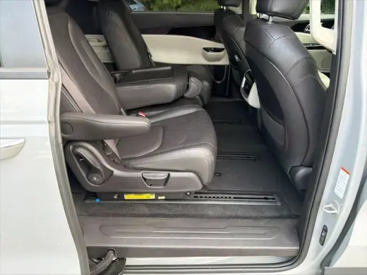 Kia Carnival 2024 EX 4dr Mini-Van