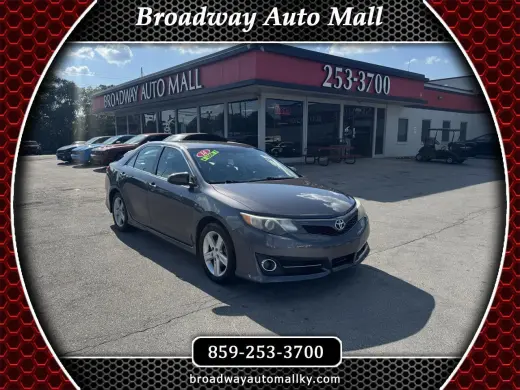 2014 Toyota Camry 2014.5 4dr Sdn I4 Auto SE Sport (Natl)
