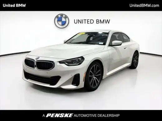 BMW Serie 2 2022 230i 2dr Coupé
