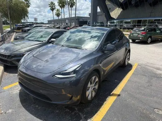 Tesla Model Y 2024 AWD Long Range 4dr Crossover