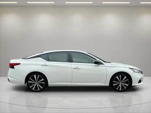Nissan Altima 2022 2.5 SR 4dr Sedan