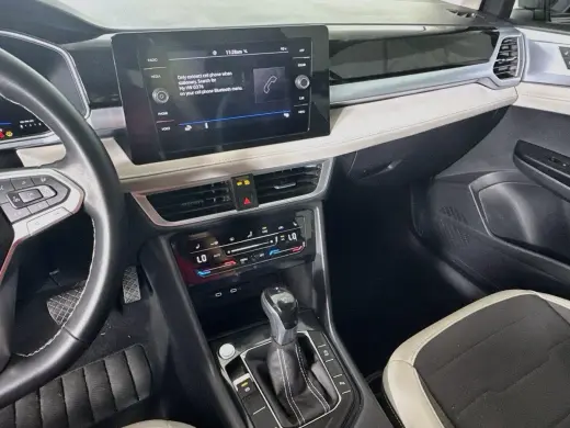 Volkswagen Taos 2025 SE 4dr SUV