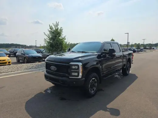 Ford F-350 Super Duty 2023 4x4 XLT 4dr Crew Cab 6.8 ft. SB SRW Pickup