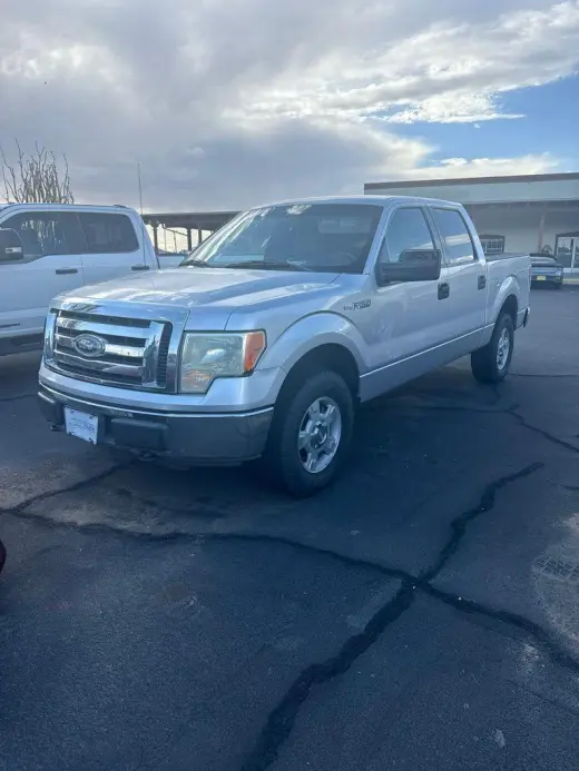 Ford F-150 2010 4x4 XLT 4dr SuperCrew Styleside 5.5 ft. SB