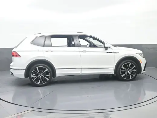 Volkswagen Tiguan 2023 AWD SEL R-Line 4Motion 4dr SUV