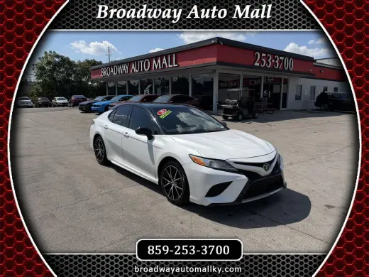 2020 Toyota Camry XSE
