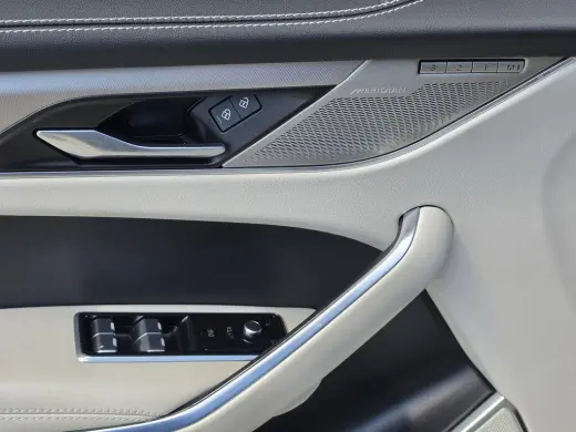 Jaguar F-PACE 2024 AWD P400 R-Dynamic S 4dr SUV