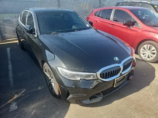 BMW Serie 3 2022 330i 4dr Sedán