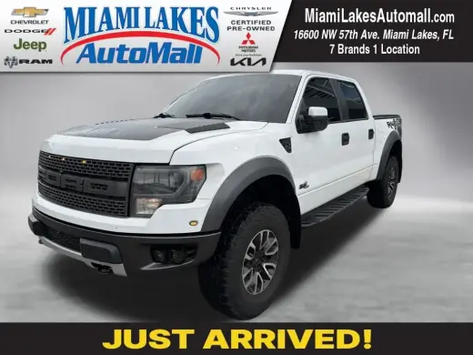 Ford F-150 2013 4x4 SVT Raptor 4p SuperCrew Estilo lateral 5.5 ft. SB