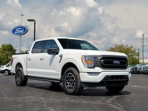 Ford F-150 2023 4x4 XLT 4dr SuperCrew 5.5 ft. SB
