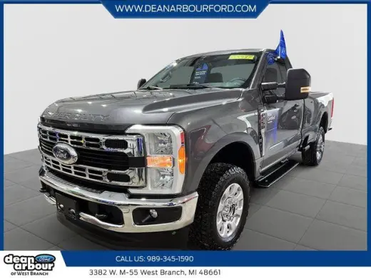 Ford F-250 Super Duty 2023 4x4 XLT 2dr Cabina Regular 8 ft. LB Pickup