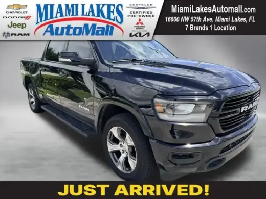 Ram 1500 2020 4x4 Laramie 4p Crew Cab 5.6 ft. CB Camión