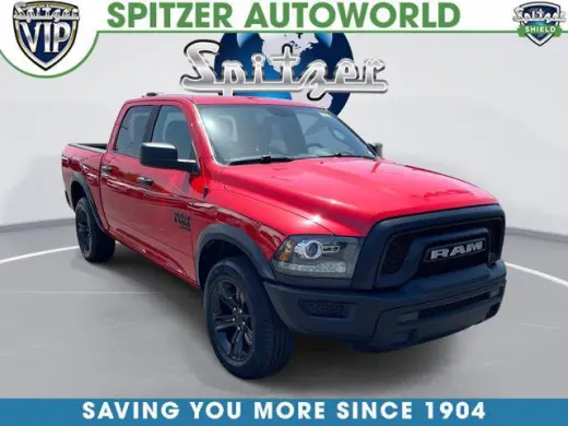 Ram 1500 Clásico 2024 4x4 Warlock 4p Cabasión Equipo 5.5 pies BA Camioneta