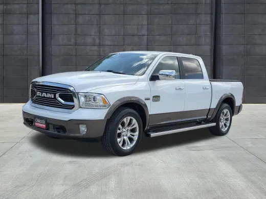 Ram 1500 2018 4x4 Laramie Longhorn 4 puertas Cabina Doble 5.5 pies. Pickup