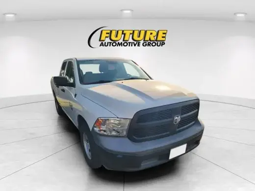 Ram 1500 Clásico 2019 4x2 Tradesman 4dr Quad Cab 6.3 ft. SB Pickup