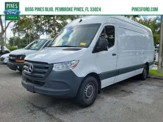 Mercedes-Benz Sprinter 2024 2500 3p 170 pulg. WB Techo Alto Caravana (2.0L I4 HO)