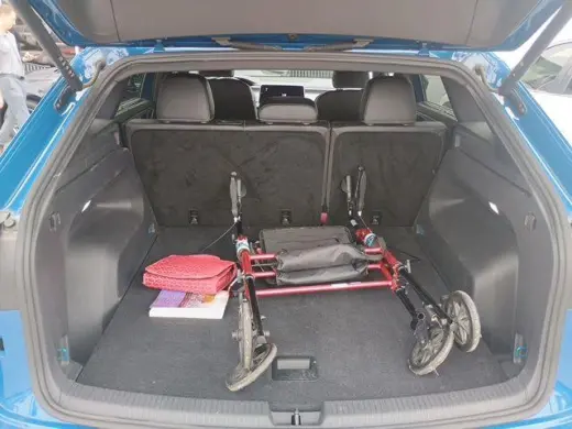 Volkswagen Atlas Cross Sport 2025 SE 4dr SUV con Tecnología