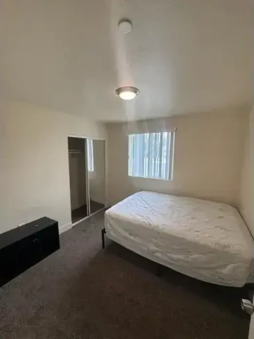 SE RENTAN CUARTOS PRIVADOS -Sur Centro LA.