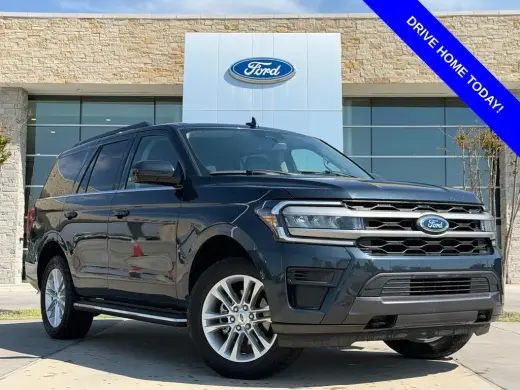Ford Expedition 2023 4x4 XLT 4dr SUV