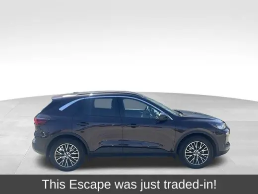 Ford Escape Plug-In Hybrid 2023 Base 4dr SUV