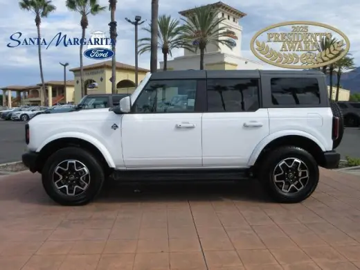 Ford Bronco 2025 4x4 Outer Banks 4dr SUV
