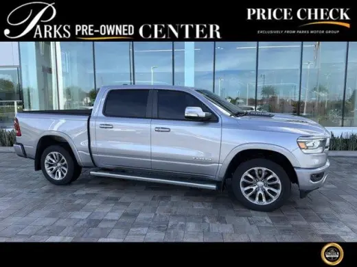 Ram 1500 2019 4x4 Laramie 4dr Crew Cab 5.6 ft. SB Pickup