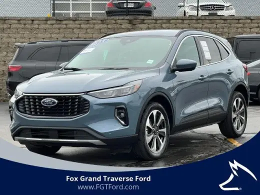 Ford Escape 2023 AWD Platinum 4dr SUV