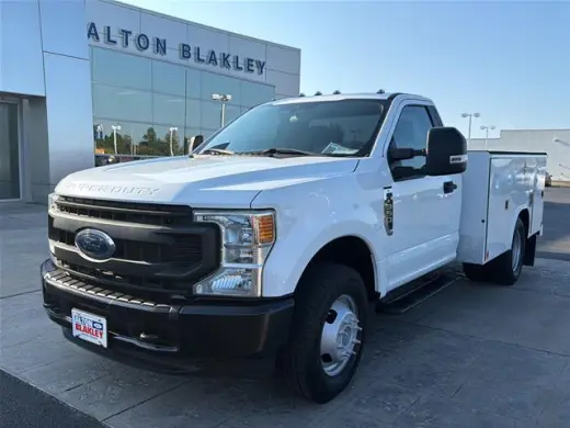 Ford F-350 Super Duty 2022 4x2 XL 2dr Regular Cab 145 in. WB DRW Chassis