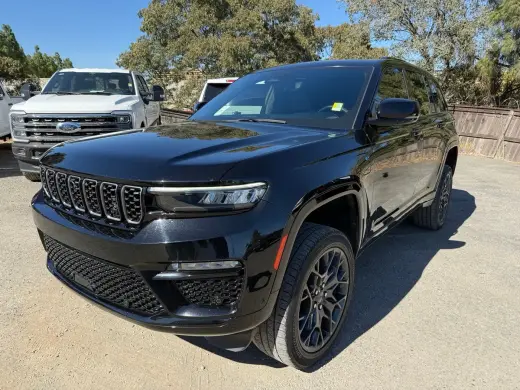 Jeep Grand Cherokee 2023 4x4 Summit 4xe 4dr SUV